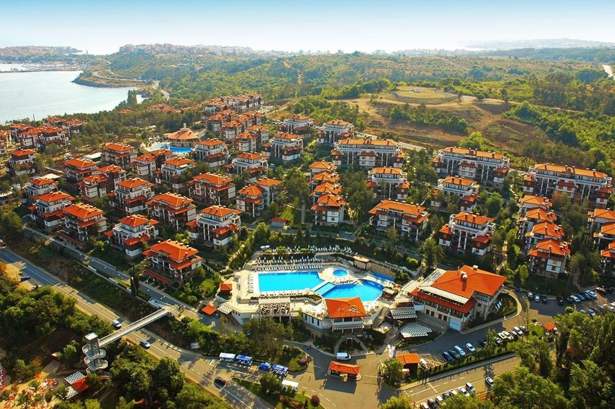 Lilia Sun Apartment Sosopol Exterior foto